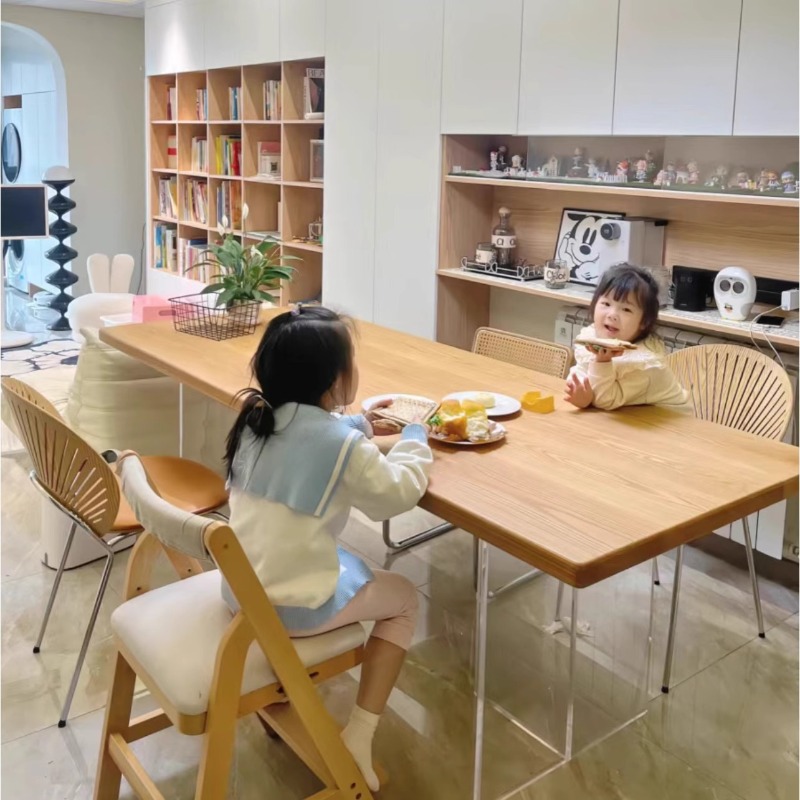 Italiaanse zwevende tafel van  - Bedroom Furniture recensie en prijs